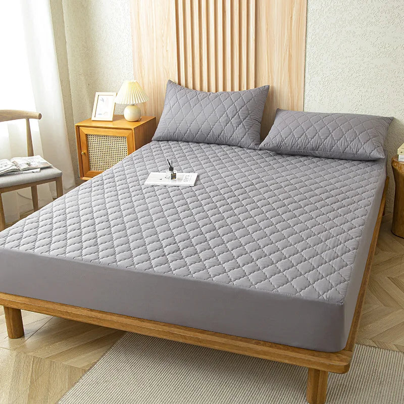 SleepGuard Luxe - Housse de Matelas Ultra-Confort & 100% Imperméable